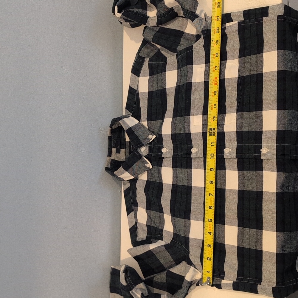 J. Crew Men's Medium Slim Fit Oxford Long Sleeve Button Down Shirt Style #C4283 - Picture 11 of 15